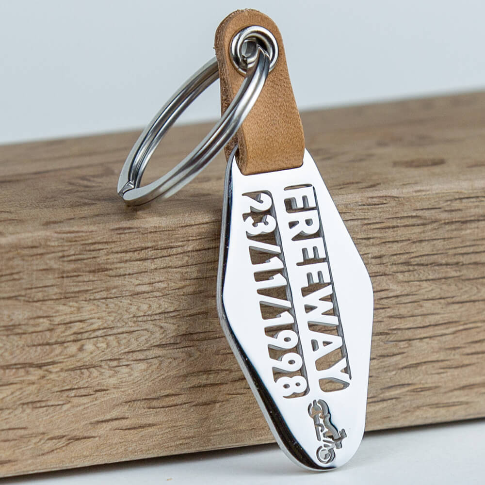 Hollow-keychain-with-motorcycle-icon