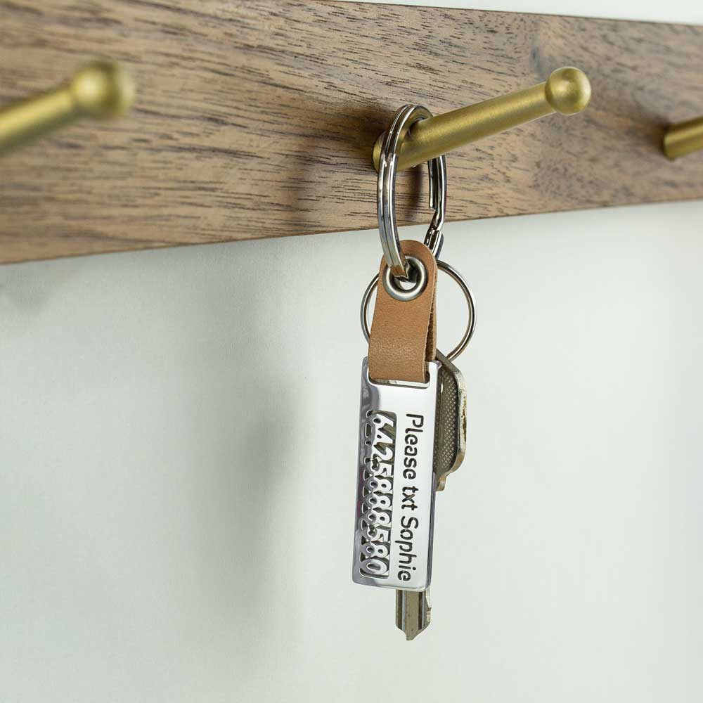 taglec-keychain-hanging